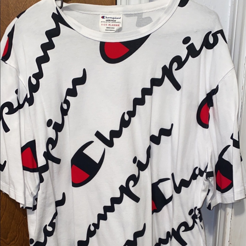 Champion tshirt
